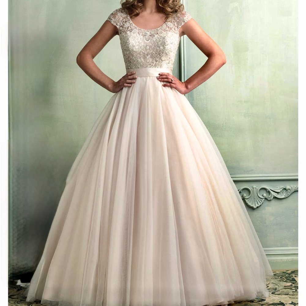 Allure Bridals Cream Lace Wedding Dress